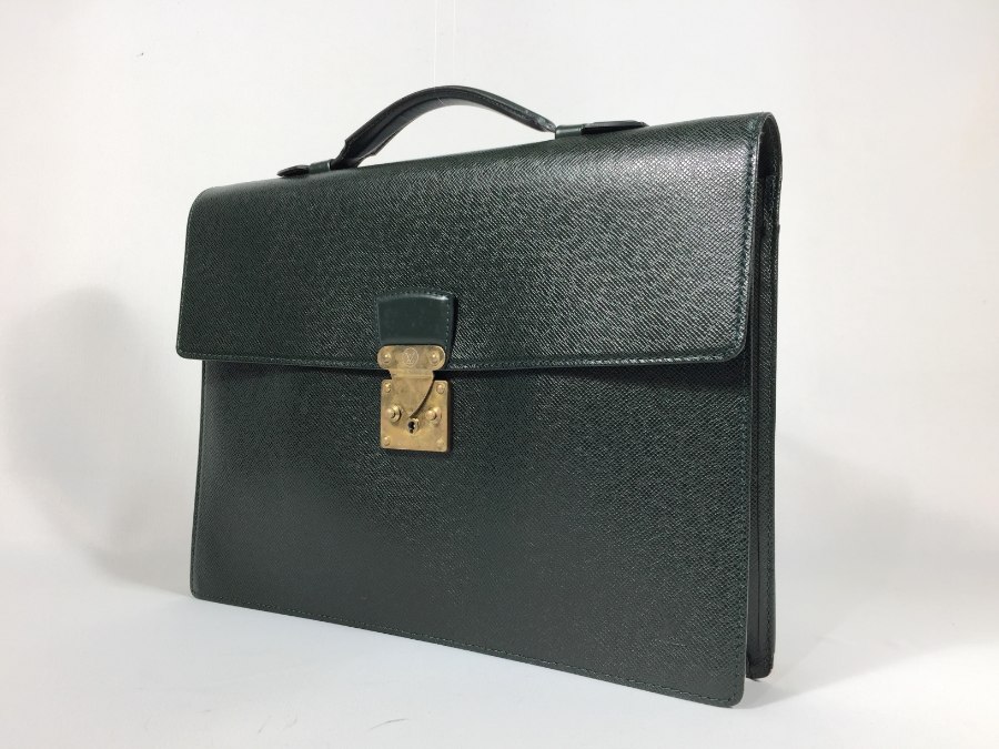 ビジネスバッグ タイガ セルヴィエット クラド M30074 グリーン 【中古品】