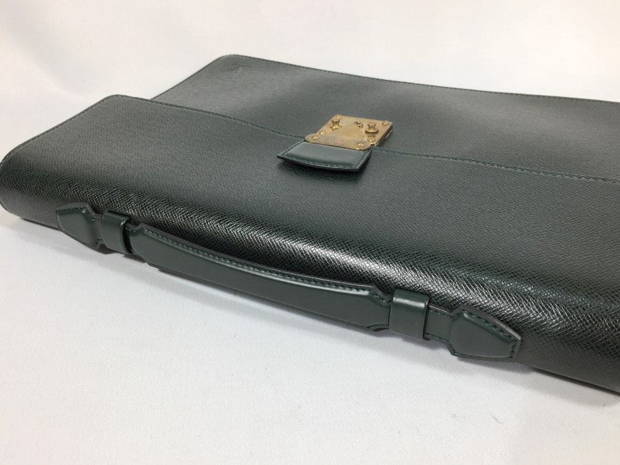 ビジネスバッグ タイガ セルヴィエット クラド M30074 グリーン 【中古品】