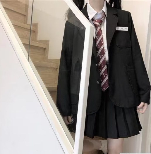 Qoo10] 2023最安値新品4点セット 韓国制服ス
