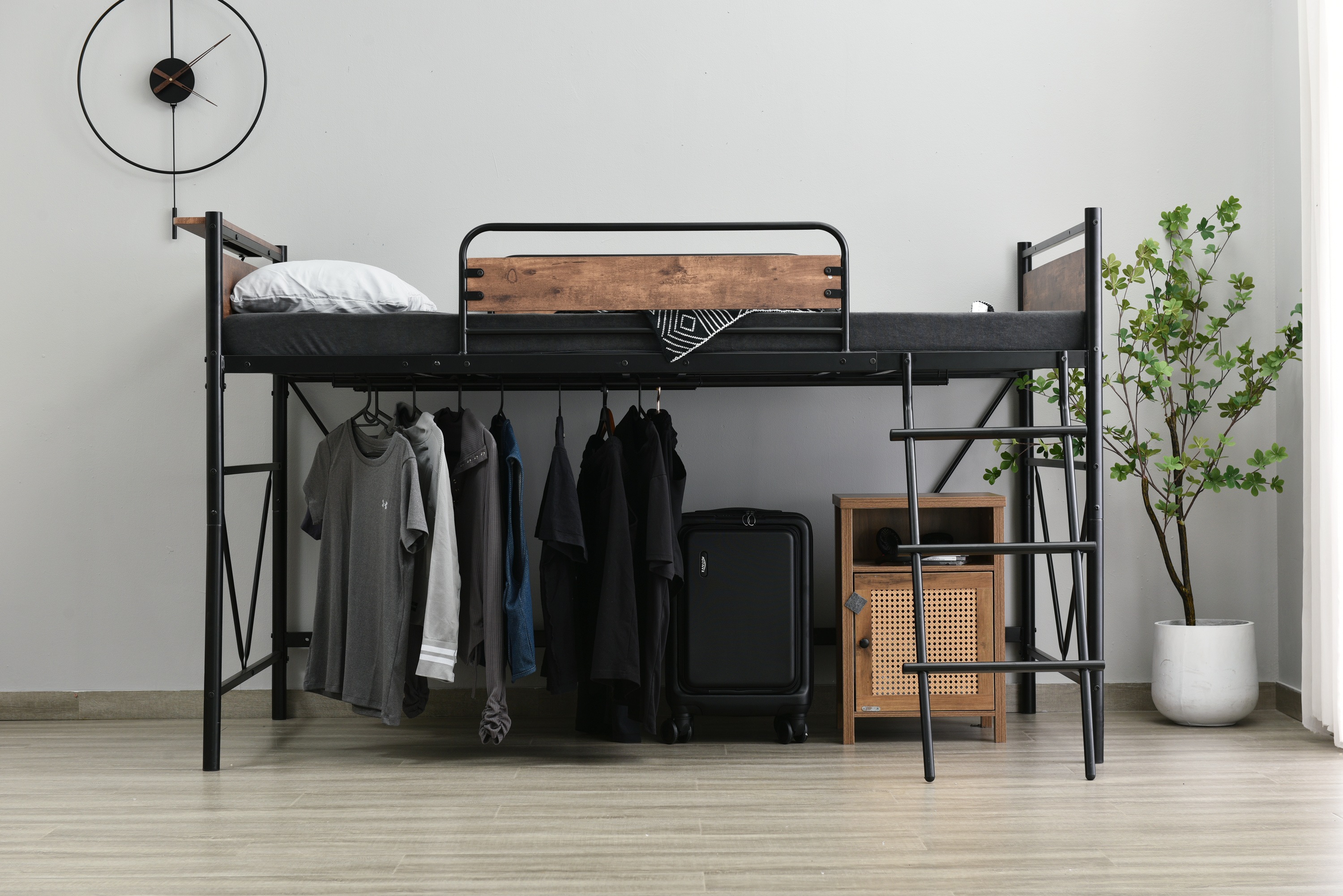 ロフトベッド パイプベッド シングル 耐荷重150kg 高さ125cm システムベッド ロータイプ ミドルタイプ 収納 北欧風 大人 一人暮らし ハンガーポール4本付属 送料無料 スチール 耐震 ベ