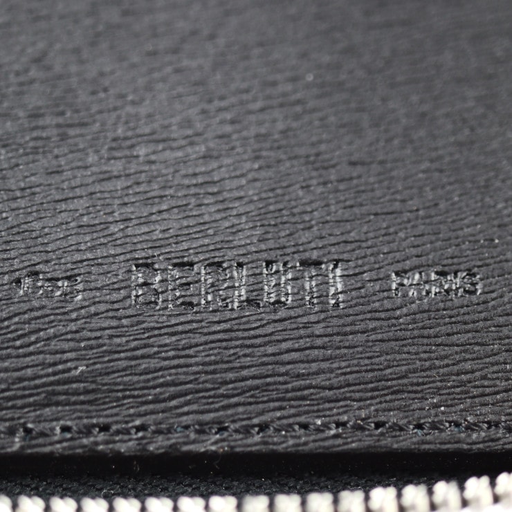 新古未使用展示品 Berluti ベルルッティ 二つ折り財布 225441 カーフレザー ブラック シルバー金具 ラウンドファスナー 長財布【本物保証】 新古未使用展示品 Berluti ベルルッティ 二つ折り財布 225441 カーフレザー ブラック シルバー金具 ラウンドファスナー 長財布【本物保証】