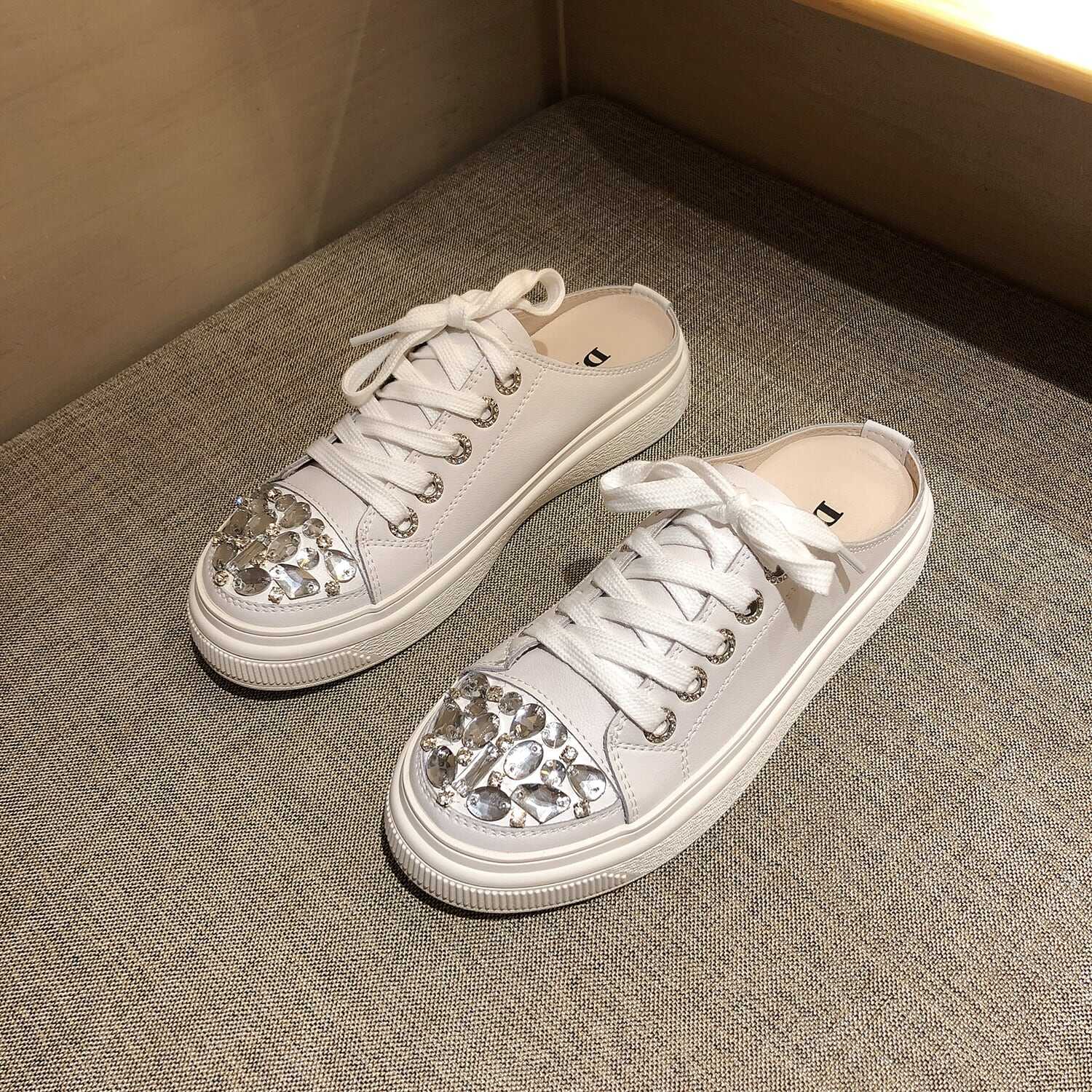 レディースシューズ 婦人靴 厚底シューズ サボシューズ サボスニーカー ローカット ローテク レースアップ 編み上げ ラバーソール レザー調 フェイクレザー ビジュー キラキラ アクセ付き lsho0 レディースシューズ 婦人靴 厚底シューズ サボシューズ サボスニーカー ローカット ローテク レースアップ 編み上げ ラバーソール レザー調 フェイクレザー ビジュー キラキラ アクセ付き lsho0