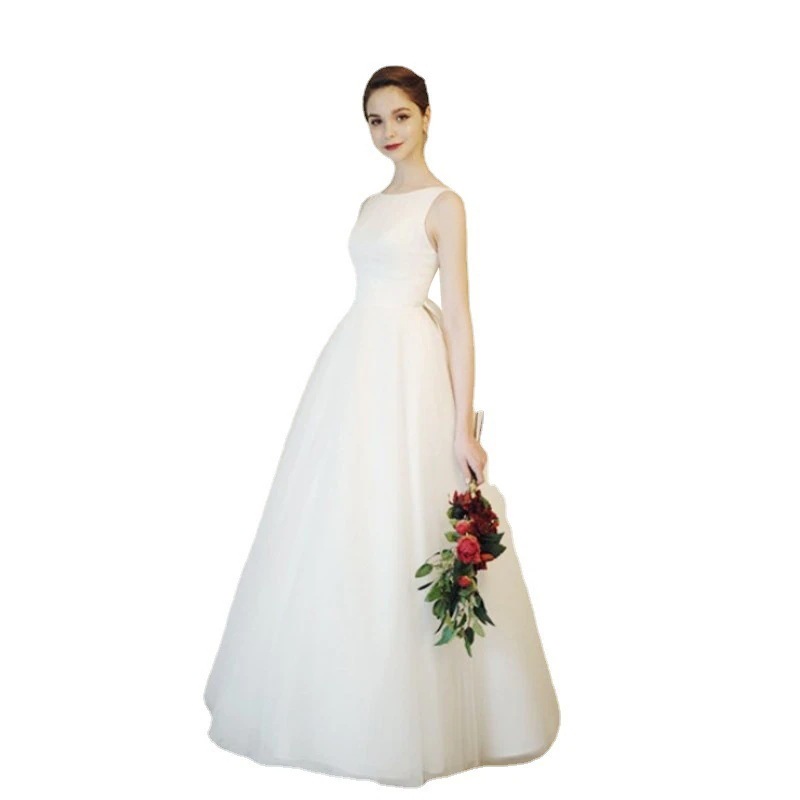 軽いウェディングドレスの新型の肩の復古の軽い紗は身を修めて簡単に小さい背の白い韓国式の軽いドレスのウェディングドレスです 軽いウェディングドレスの新型の肩の復古の軽い紗は身を修めて簡単に小さい背の白い韓国式の軽いドレスのウェディングドレスです