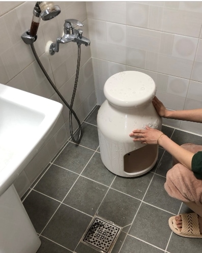 FIKA STOOL HOUSE SET 君は家に僕は椅子に差別化されたデザイン 猫隠れ家 衛生的な水掃除が可能 韓国製品 二色