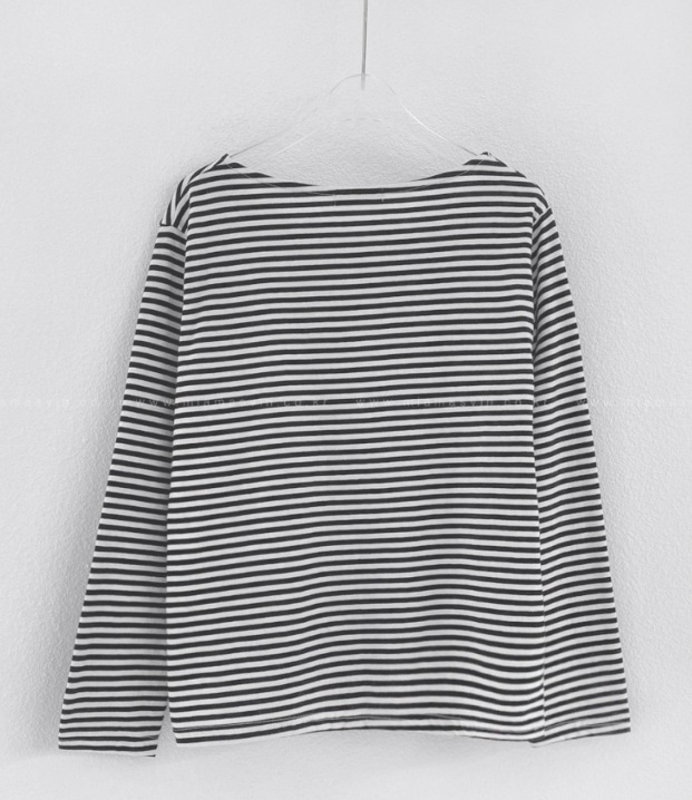 ロンT トップス カットソー トップス ミディアム丈 ミドル丈 レギュラー丈 袖あり 長袖 ラウンドネック ボートネック 襟なし セミフレア ストレート スマート 裾イン 薄手 大人可愛い シンプル