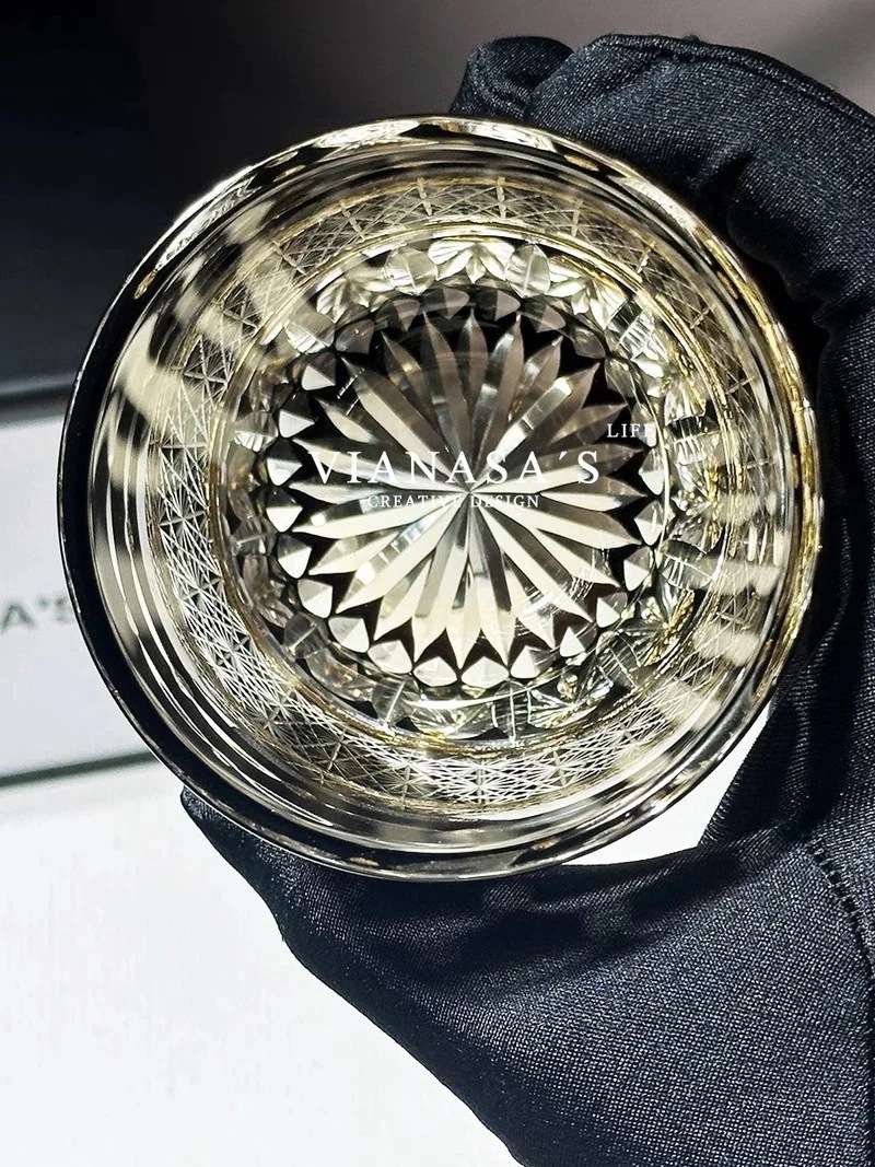 記念品 ウイスキー お祝い ワイングラス ギフト グラス クリスマス 新年 高級感 クリスタルガラス 新品切子ガラス プレゼント 記念品 ウイスキー お祝い ワイングラス ギフト グラス クリスマス 新年 高級感 クリスタルガラス 新品切子ガラス プレゼント