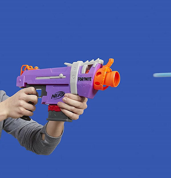 ナーフ　フォートナイト Amazon.co.jp: ハズブロ(HASBRO) ナーフ フォートナイトFortnite