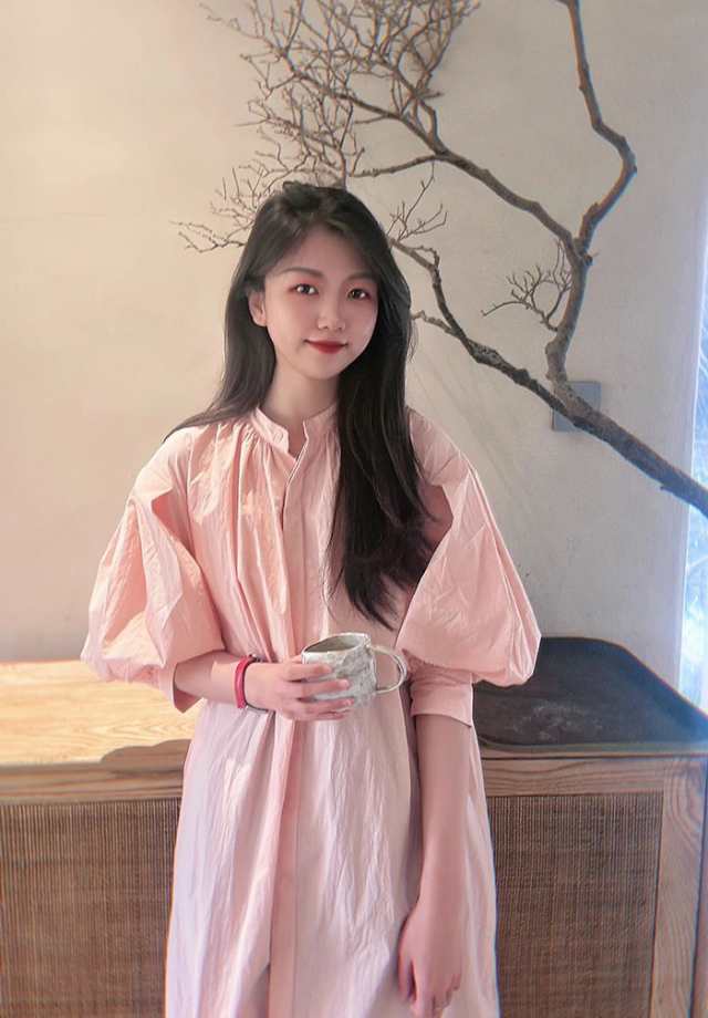 【新品】シャツワンピース 大人可愛い 夏ワンピース 夏 小柄 ワンピース サマー ワンピ レディース 五分袖 ロング丈 ロングワンピ ゆるワンピ 大人 体型カバー 旅行 シンプル オシャレ 韓国 無地 【新品】シャツワンピース 大人可愛い 夏ワンピース 夏 小柄 ワンピース サマー ワンピ レディース 五分袖 ロング丈 ロングワンピ ゆるワンピ 大人 体型カバー 旅行 シンプル オシャレ 韓国 無地