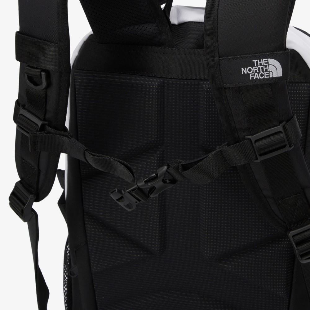 ノースフェイス リュック THE NORTH FACE レディース メンズ BEAVERTON BACKPACK 韓国限定 バックパック バッグ リュックサック デイパック A4収納 通勤通学
