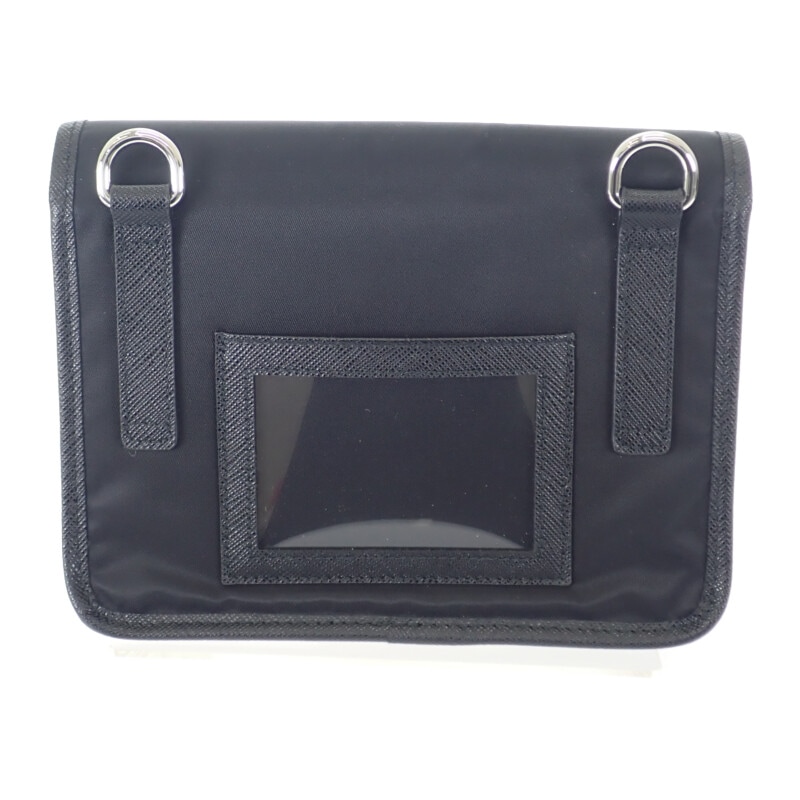レザー スマートフォンケース 2ZH108_2DMH_F0002 ショルダーバッグ サフィアーノ ナイロン ブラック シルバー金具 レディース【Aランク】 レザー スマートフォンケース 2ZH108_2DMH_F0002 ショルダーバッグ サフィアーノ ナイロン ブラック シルバー金具 レディース【Aランク】