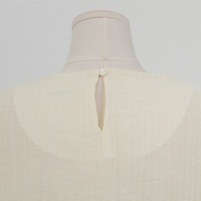 クリック＆ファニーロザンヌピンタックパフブラウス