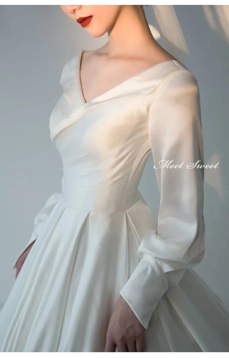 ウェディングドレス 二次会ドレス 結婚式 ブライダルドレス サテン 長袖 ロングスリーブ Vネック 背中開き ロング丈 ロングドレス 前撮り 海外挙式 花嫁ドレス ウエディングドレス 韓国風 プリンセ ウェディングドレス 二次会ドレス 結婚式 ブライダルドレス サテン 長袖 ロングスリーブ Vネック 背中開き ロング丈 ロングドレス 前撮り 海外挙式 花嫁ドレス ウエディングドレス 韓国風 プリンセ