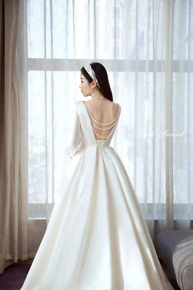 ウェディングドレス 二次会ドレス 結婚式 ブライダルドレス サテン 長袖 ロングスリーブ Vネック 背中開き ロング丈 ロングドレス 前撮り 海外挙式 花嫁ドレス ウエディングドレス 韓国風 プリンセ ウェディングドレス 二次会ドレス 結婚式 ブライダルドレス サテン 長袖 ロングスリーブ Vネック 背中開き ロング丈 ロングドレス 前撮り 海外挙式 花嫁ドレス ウエディングドレス 韓国風 プリンセ