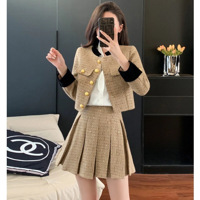 ハイエンドのカスタマイズ-Xiaoxiangfeng ファッションスーツ女性の秋冬服 2024 小さな人々のための新しいスタイルセレブのためのツーピースドレスの完全なセット
