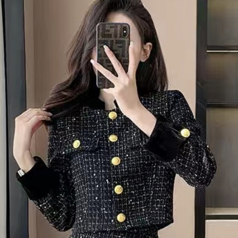 ハイエンドのカスタマイズ-Xiaoxiangfeng ファッションスーツ女性の秋冬服 2024 小さな人々のための新しいスタイルセレブのためのツーピースドレスの完全なセット