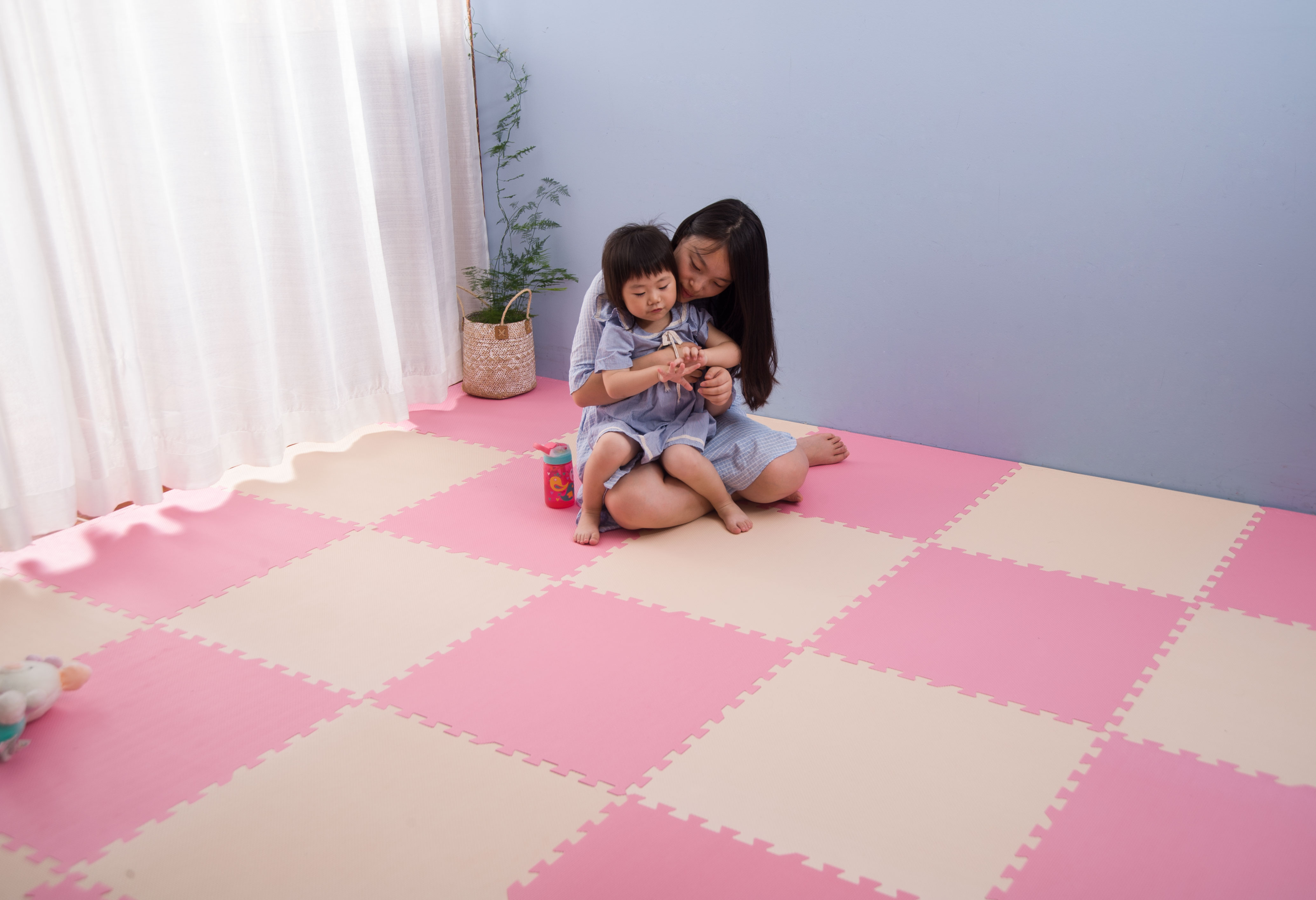 ジョイントマット 大判60cm 6畳 32枚 厚手 2cm おしゃれ EVA高品質 防音断熱 安心のノンホル 転倒防止 サイドパーツ付き【ピンクベージュ】 ジョイントマット 大判60cm 6畳 32枚 厚手 2cm おしゃれ EVA高品質 防音断熱 安心のノンホル 転倒防止 サイドパーツ付き【ピンクベージュ】