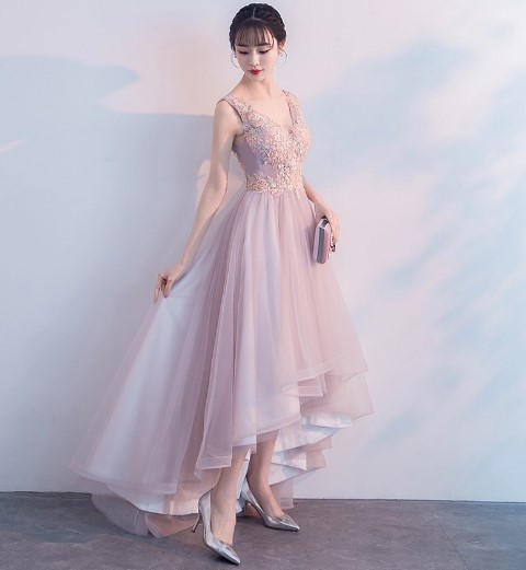 カラードレス 柔らかく重ねたチュ... : レディース服 ピンク 超歓迎通販