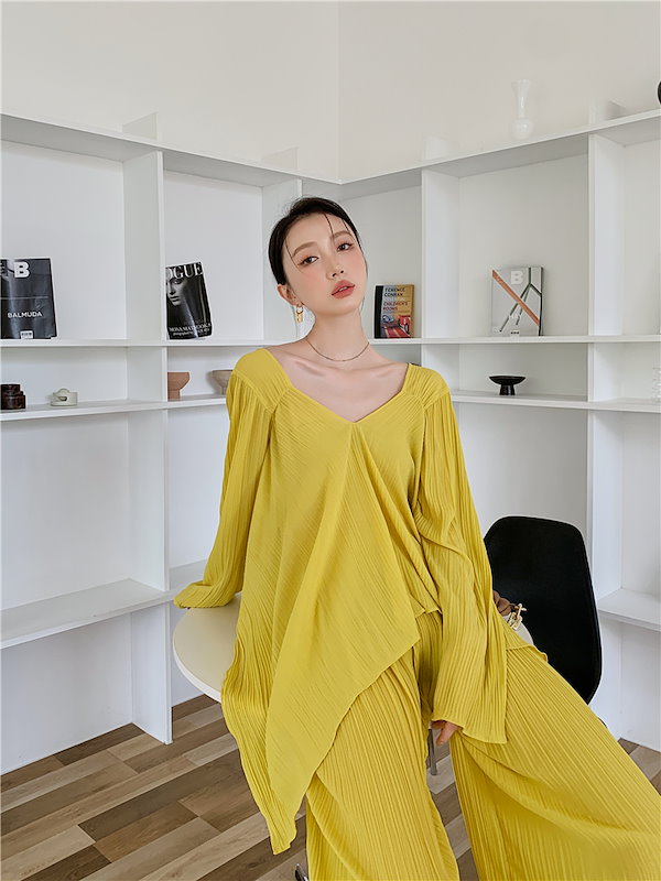 Qoo10] 【セットアップ】イエロー Vネック プリ