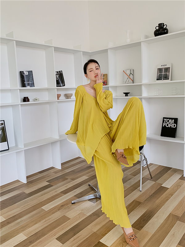 Qoo10] 【セットアップ】イエロー Vネック プリ