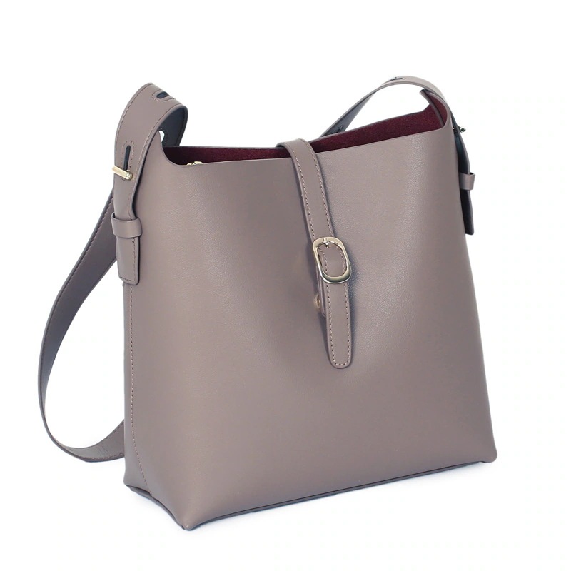 本革 韓国 バケツバッグ ショルダーバッグ レディース 斜めがけバッグ トートバ ッグ 大容量 バッグ 通勤 肩ベルト調節可能 カバン バック 韓国ファッション