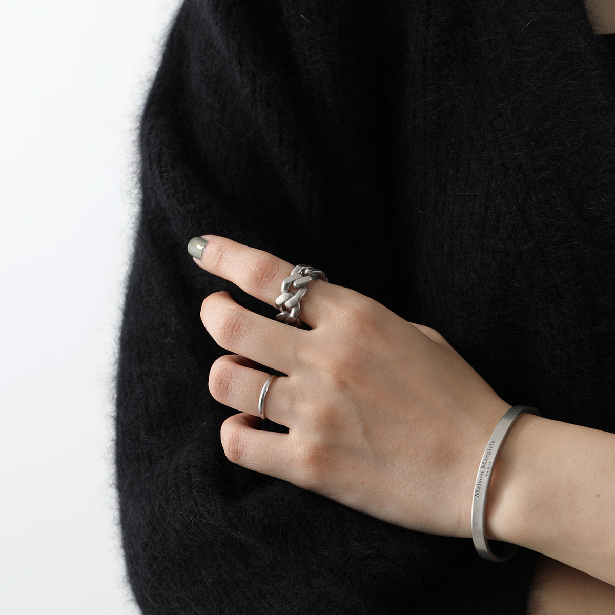 MAISON MARGIELA メゾンマルジェラ リング SI8UQ0004 SV0130 レディース メンズ インターロッキングチェーン 指輪 アクセサリー 951 【mega】 MAISON MARGIELA メゾンマルジェラ リング SI8UQ0004 SV0130 レディース メンズ インターロッキングチェーン 指輪 アクセサリー 951 【mega】