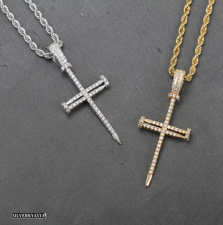 クロスネックレス 釘 パヴェ CZ [n304]