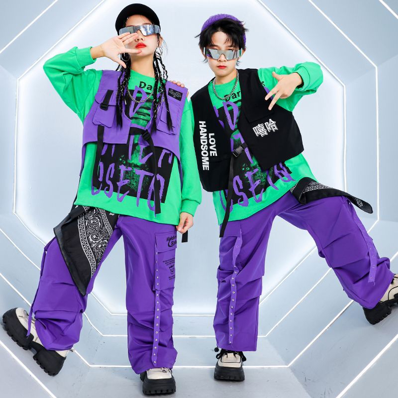 子供の街のダンスは服を着ます