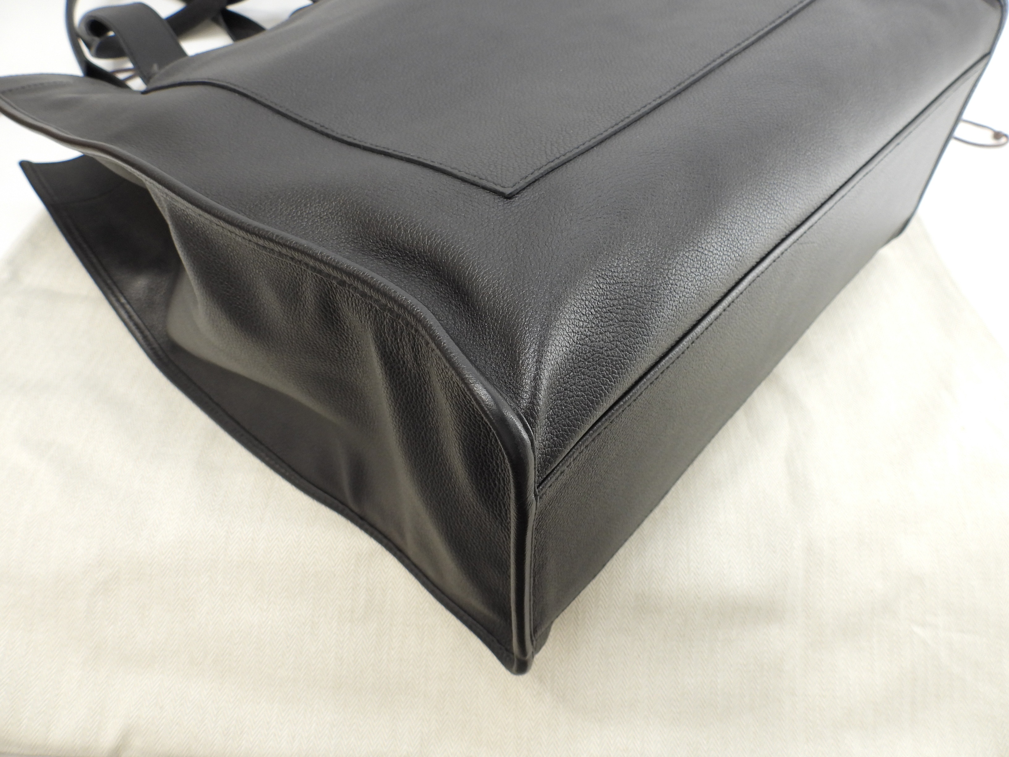 サックベルラン縦長 トートバッグ レザー黒 メンズ ショルダーバッグ@K 2 サックベルラン縦長 トートバッグ レザー黒 メンズ ショルダーバッグ@K 2