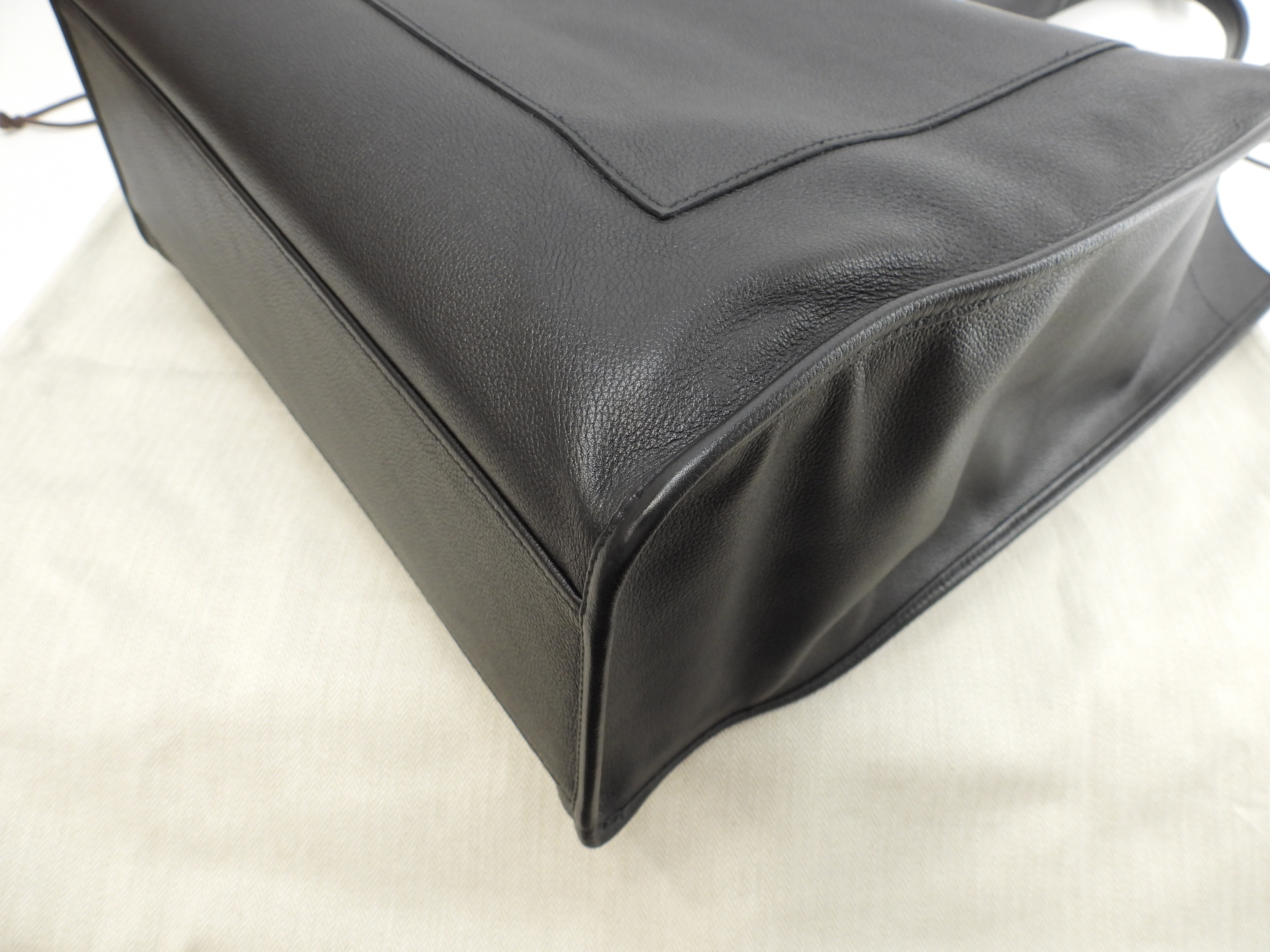 サックベルラン縦長 トートバッグ レザー黒 メンズ ショルダーバッグ@K 2 サックベルラン縦長 トートバッグ レザー黒 メンズ ショルダーバッグ@K 2