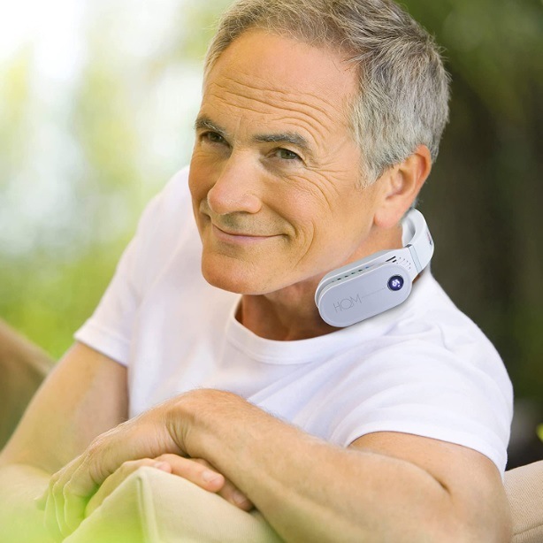 ネックペルチェ NK-P01 キヨラカ 首かけ ネックファン 一年保証 夏冬兼用 熱中症対策 首元 冷却 加熱 首 ネック バッテリー 軽量 ネッククーラー ネックヒーター