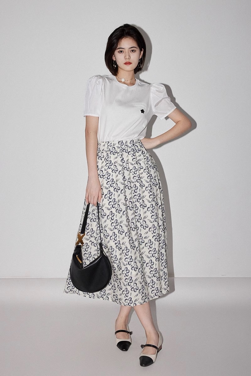 パフスリーブ シャツT ピュア コットン 半袖 トップ レディース ステッチ スリム オールマッチ 夏 Tシャツ 学生風 トップス Tシャツ 白トップス 袖あり 半袖 かわいい 大人可愛い シンプル