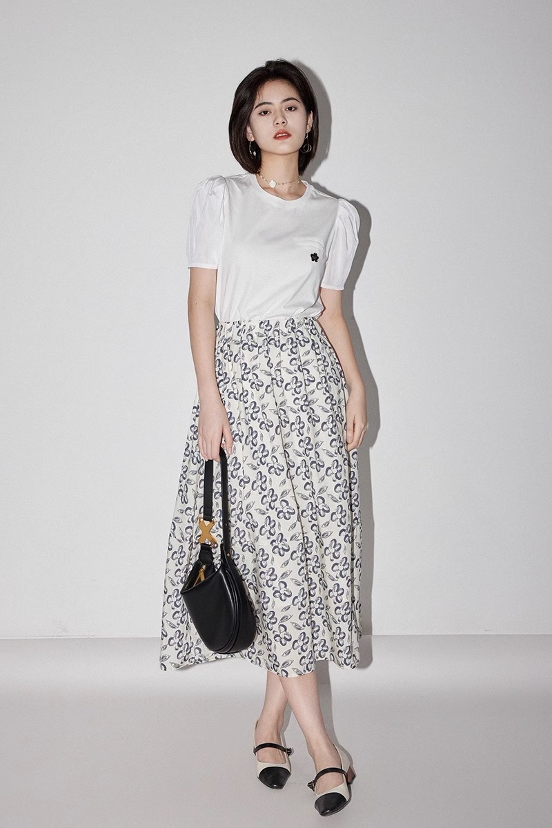 パフスリーブ シャツT ピュア コットン 半袖 トップ レディース ステッチ スリム オールマッチ 夏 Tシャツ 学生風 トップス Tシャツ 白トップス 袖あり 半袖 かわいい 大人可愛い シンプル