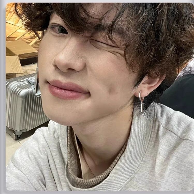 ピアス メンズ おしゃれ 金属アレルギー対応 シンプル リングピアス フープ BTSスタイル 着用タイプ 両耳用 韓国ファッション04 ピアス メンズ おしゃれ 金属アレルギー対応 シンプル リングピアス フープ BTSスタイル 着用タイプ 両耳用 韓国ファッション04