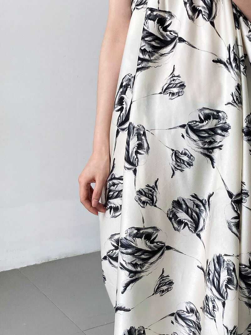 フラワープリント ストラップ ワンピース サスペンダー スカート 花柄 ロング丈 フローラル フレア ゆったり セクシー キャミワンピ かわいい 大人可愛い きれいめ シンプル カジュアル lone0