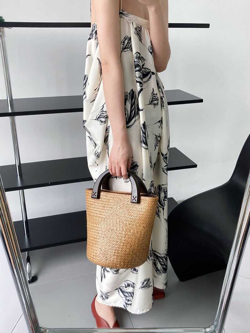 フラワープリント ストラップ ワンピース サスペンダー スカート 花柄 ロング丈 フローラル フレア ゆったり セクシー キャミワンピ かわいい 大人可愛い きれいめ シンプル カジュアル lone0