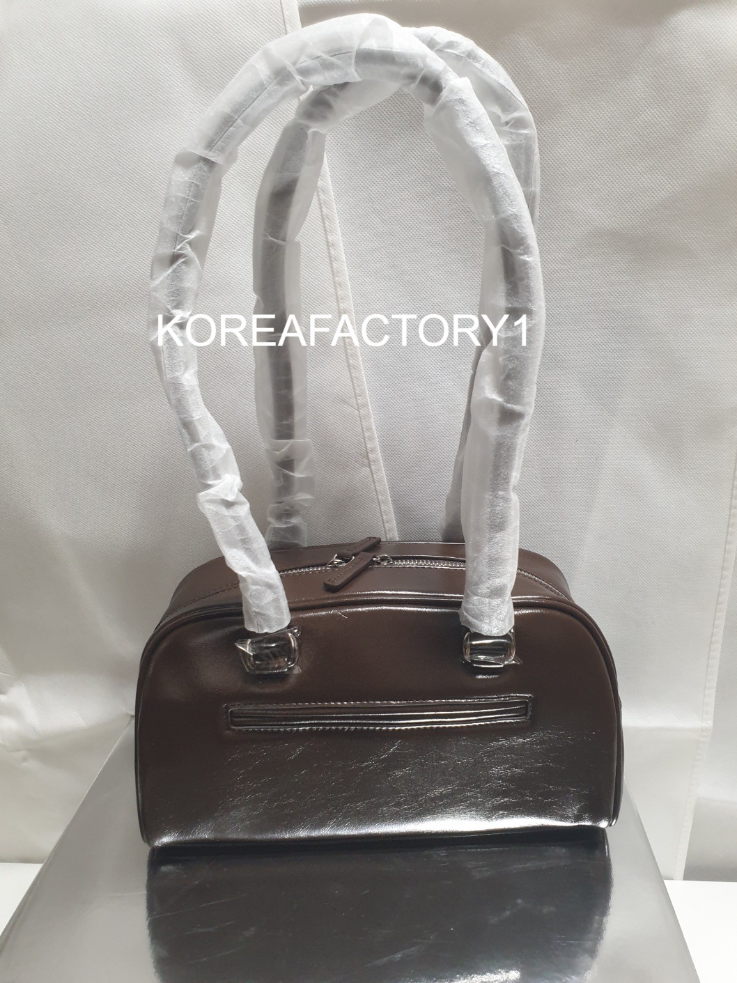 LE SSERAFIM /newjeans 着用 Chubby bag/ビーガンレザー