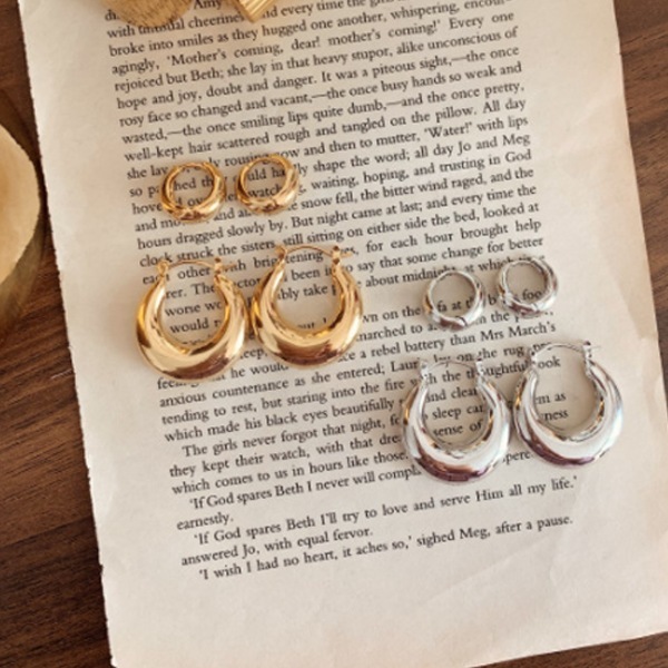 Amant Chubby Earrings / bts着用 itzy着用 BLACKPINK着用