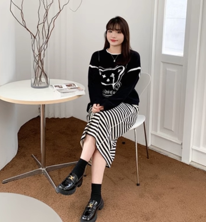スカート デート フレアスカート ロング かわいい 大人可愛い きれいめ シンプル カジュアル 大人 上品 おしゃれ お洒落 主役級 存在感 春 夏 秋 冬 オールシーズン シーズンレス 10代