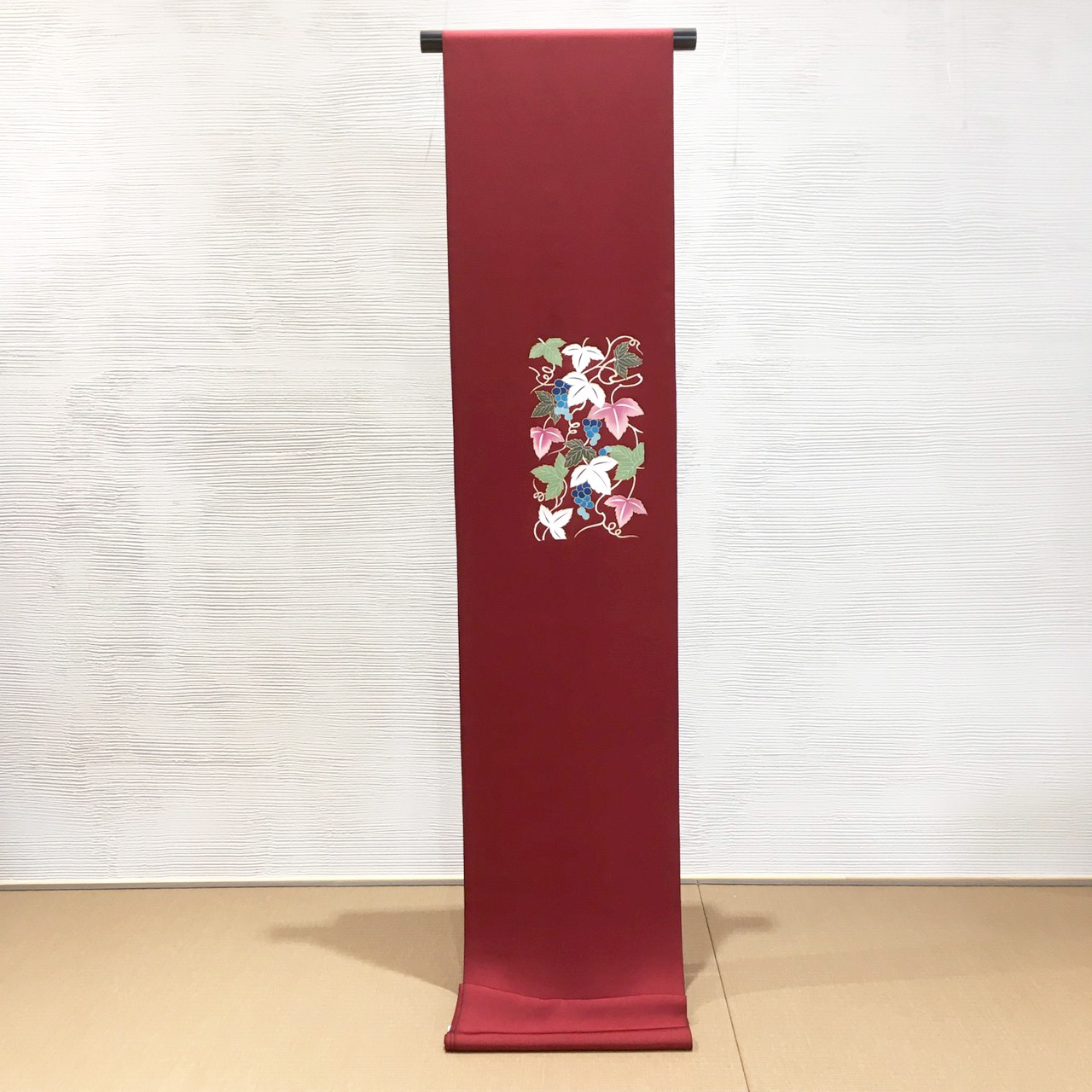 501mn15◇塩瀬 染司吉岡 帝王紫 落款 花樹双鳳凰文 名古屋帯◇美品 吉岡常雄作 葡萄の手描き名古屋帯