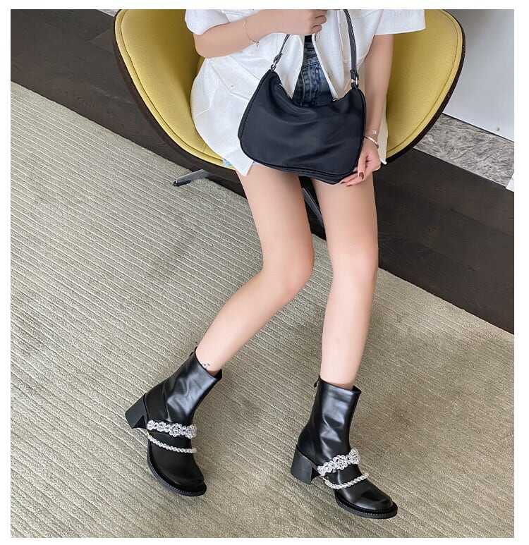 おしゃれ お洒落 人気 安い お得 レディース ショートブーツ 6cmヒール チャンキーヒール 太ヒール バックジップ 牛革 ビジュー 歩きやすい きれいめ 韓国 カジュアル 可愛い