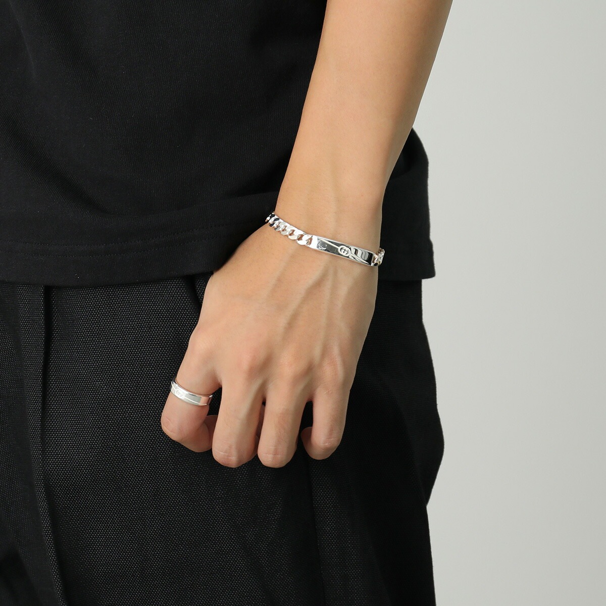 GUCCI グッチ リング TAG 774052 J8400 メンズ ダイアゴナル インターロッキングG 指輪 アクセサリー 8106/SILVER GUCCI グッチ リング TAG 774052 J8400 メンズ ダイアゴナル インターロッキングG 指輪 アクセサリー 8106/SILVER