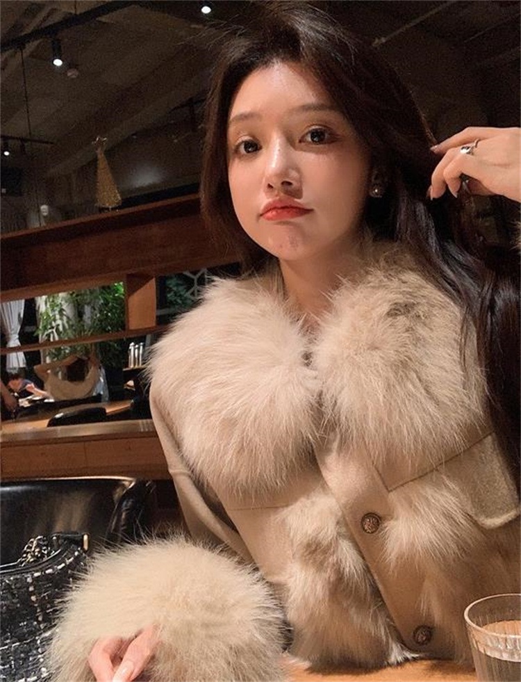 早い者勝ち ファッション コート 新品 縫付 キツネの毛に似せる エレガント スリム 暖かい 厚手 ファー毛皮 早い者勝ち ファッション コート 新品 縫付 キツネの毛に似せる エレガント スリム 暖かい 厚手 ファー毛皮