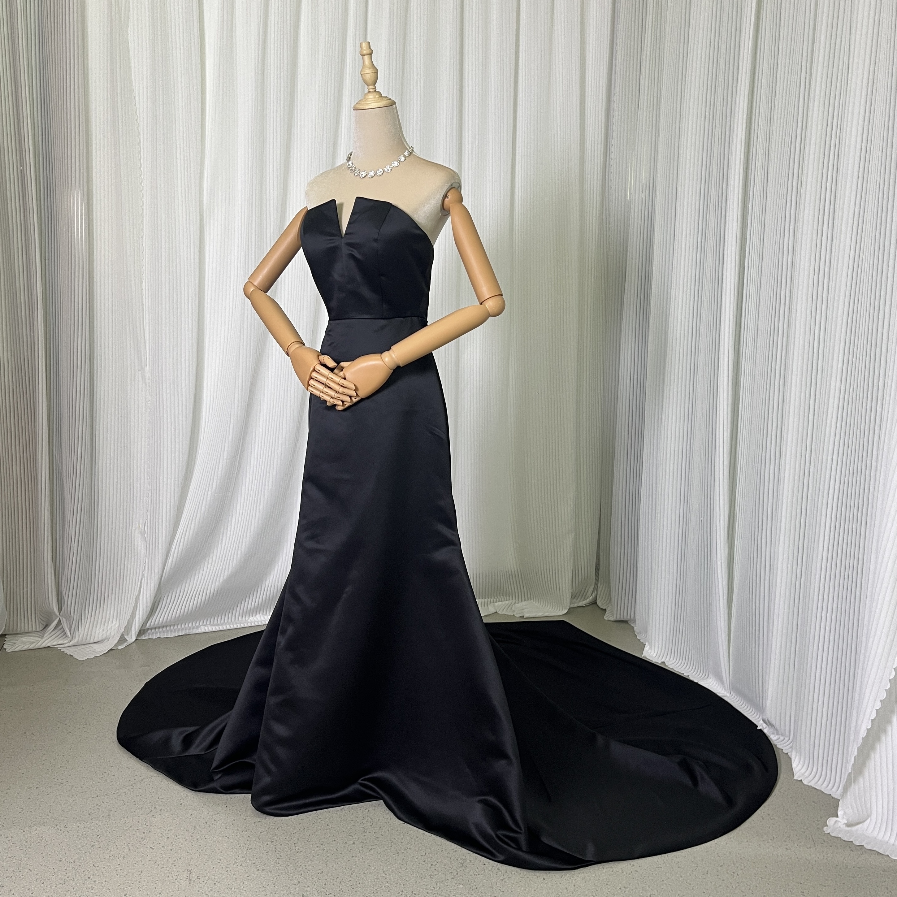 パーティードレス ブラック ベアトップ マーメイドライン ロングトレーン 編み上げ 演奏会/音楽会