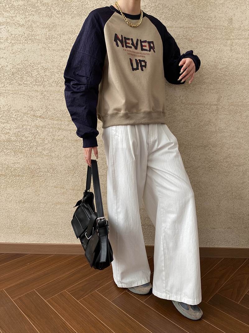 ロングパンツ レディース ズボン ストレート ワイド ボトムス ポケット ホワイト 白 きれいめ シンプル 上品 おしゃれ かっこいい カジュアル こなれ感 個性的 レトロ きちんと 主役級 存在感