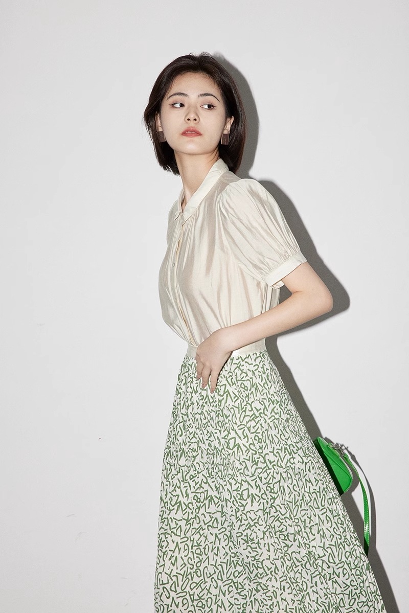 サマー シフォン シャツ 個性的 トップス シャツ ブラウス 袖あり 半袖 襟付き 大人可愛い きれいめ シンプル カジュアル 大人 上品 おしゃれ お洒落 大人可愛い 大人女子 こなれ感 ラブリー