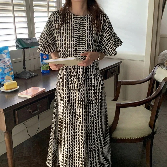 【20点セット】ワンピース レディース フレア袖 夏 半袖 幾何柄 ロングワンピース 五分袖 クルーネック Aライン リゾート 総柄 涼しい ワンピ ロングワンピ 大きいサイズ 夏服 ミモレ丈 エスニ