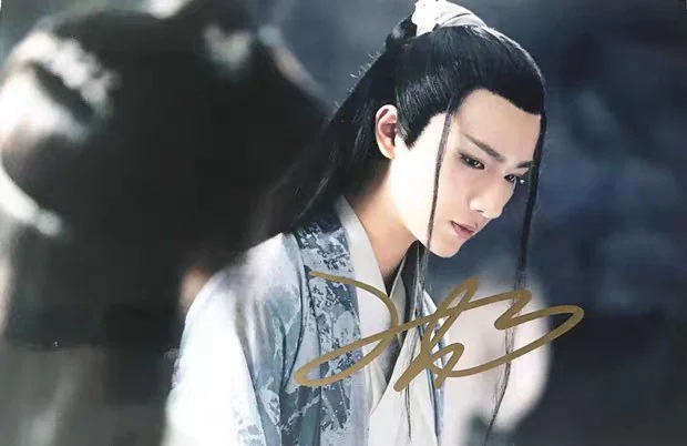 中国ドラマ『春花秋月 ～初恋は時をこえて～』上官秋月 李宏毅 タレント直筆サイン付き宣伝写真15枚セット 中国限定グッズ