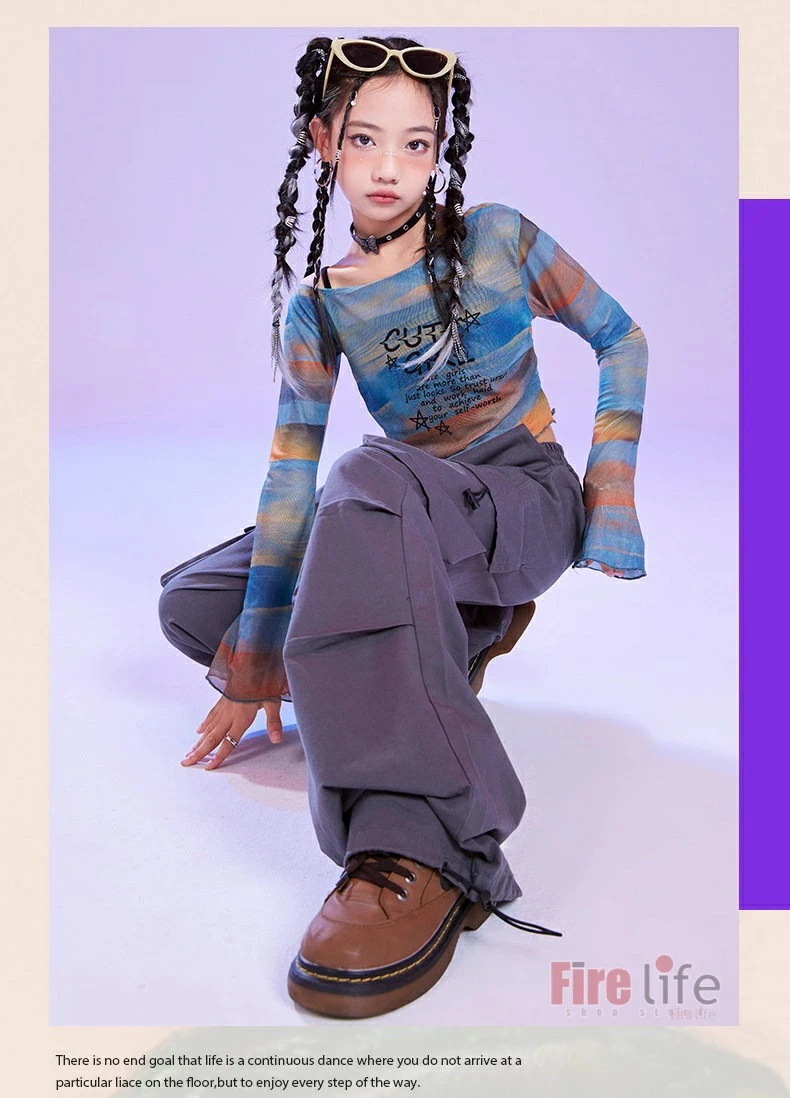 ダンスウェアセール キッズダンス衣装 衣装 チアガールヒップホップ ガールズ 長袖メッシュトップス へそ出し 肩出し グレーカーゴパンツ ベルト 韓国 セットアップ ステージ衣装 子供服 ジャズ 舞台 ダンスウェアセール キッズダンス衣装 衣装 チアガールヒップホップ ガールズ 長袖メッシュトップス へそ出し 肩出し グレーカーゴパンツ ベルト 韓国 セットアップ ステージ衣装 子供服 ジャズ 舞台