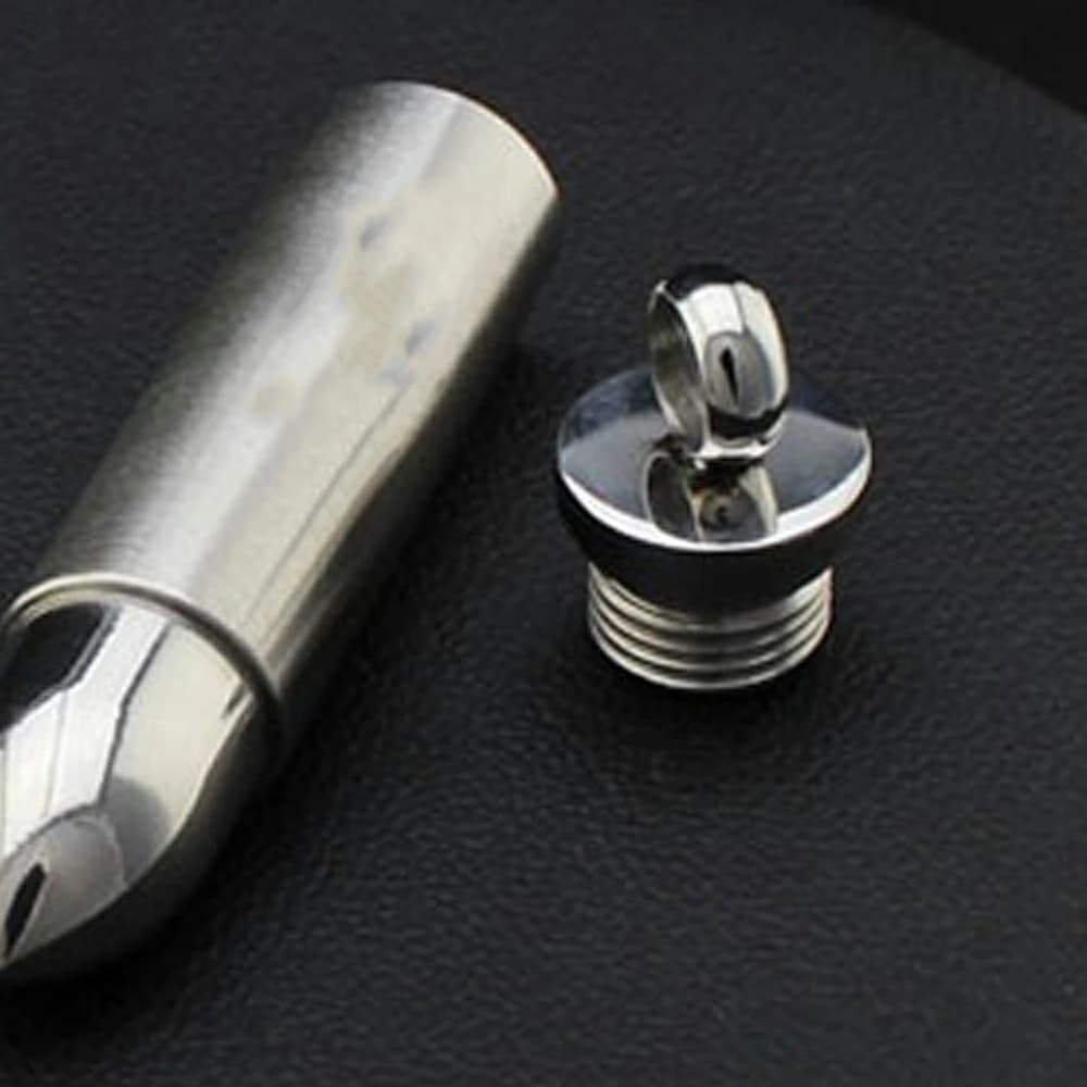 弾丸ステンレスペンダントトップ 1個販売 ピルケース 銃弾 ピストル 鉄砲 オオカミ男 狼男 銀の弾丸 立体 首飾り アクセサリー 銀色 黒色 金色 ネックレス チャーム stt00-00-0085