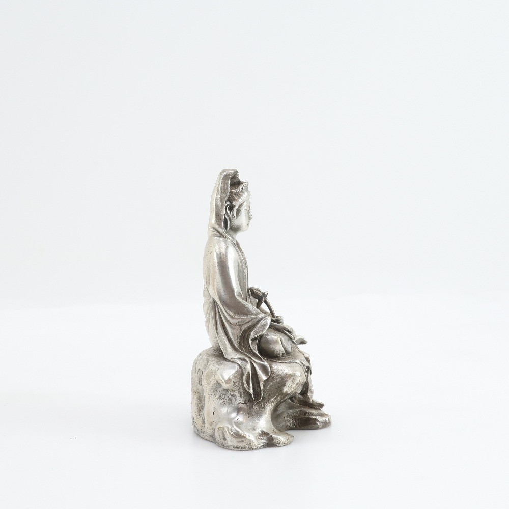 高村光雲原型 銀製 岩上観音像 置物 オブジェ 銀 ユニセックス 中古品 Aランク 高村光雲原型 銀製 岩上観音像 置物 オブジェ 銀 ユニセックス 中古品 Aランク